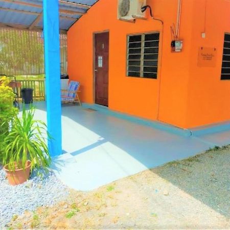 Roomstay Shahid Hou'Ze Kangar Exterior foto